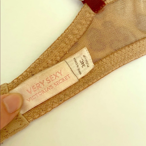 Victoria's Secret Very Sexy Push Up 34C - Picture 4 of 10